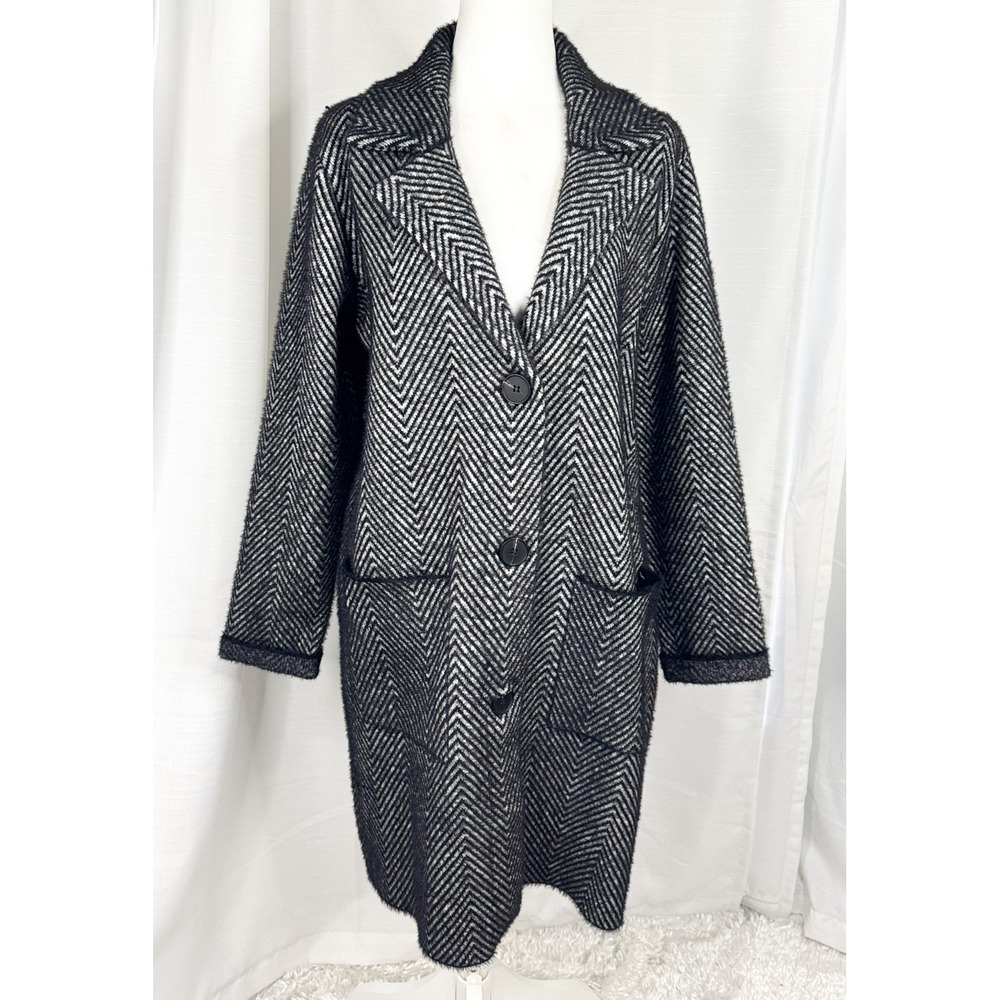 Anthropologie NVLT Womens M Chevron Herringbone Eyelash Coatigan Black Heavy